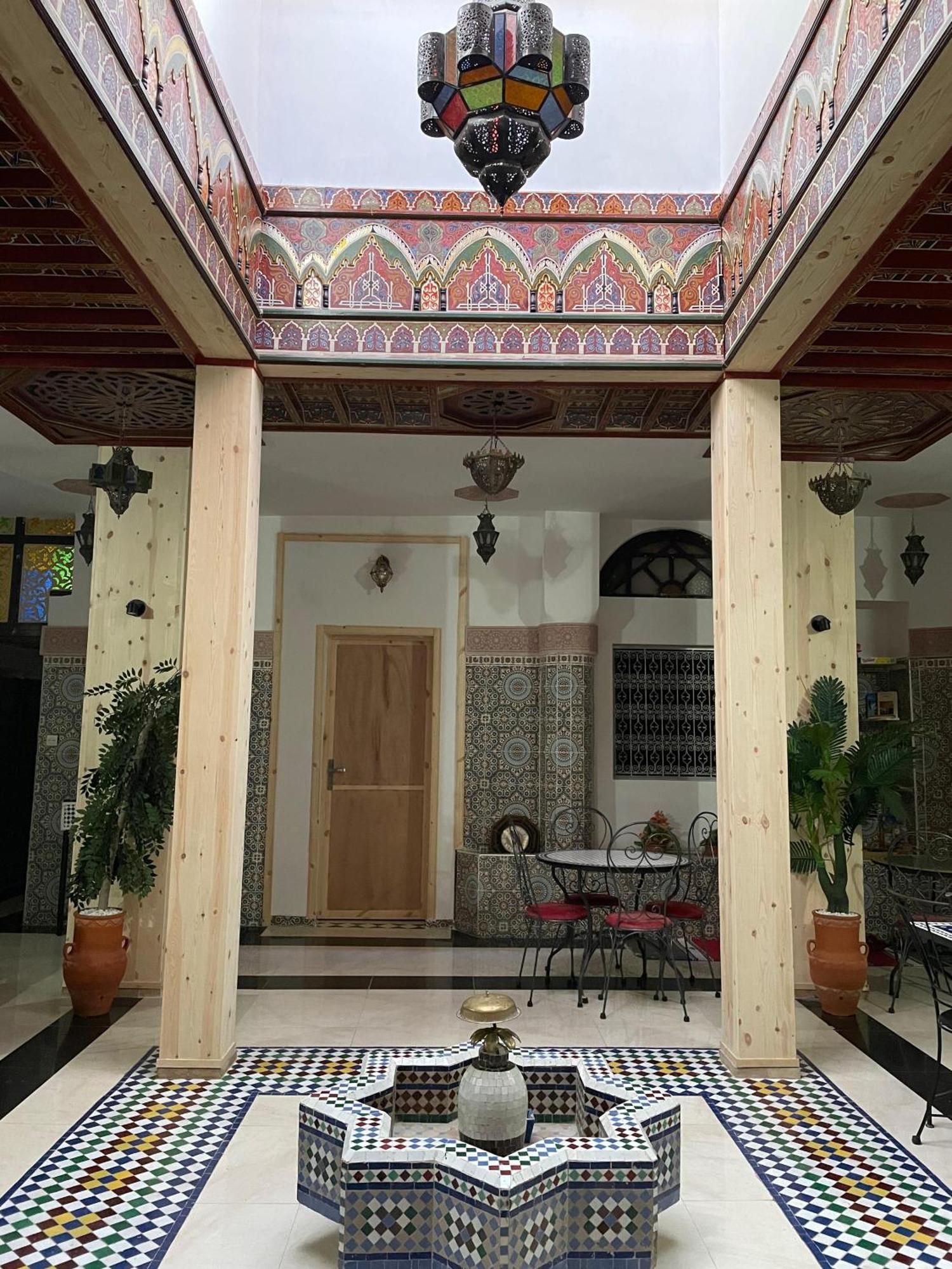 La Casa Espanyola Fès Exteriör bild
